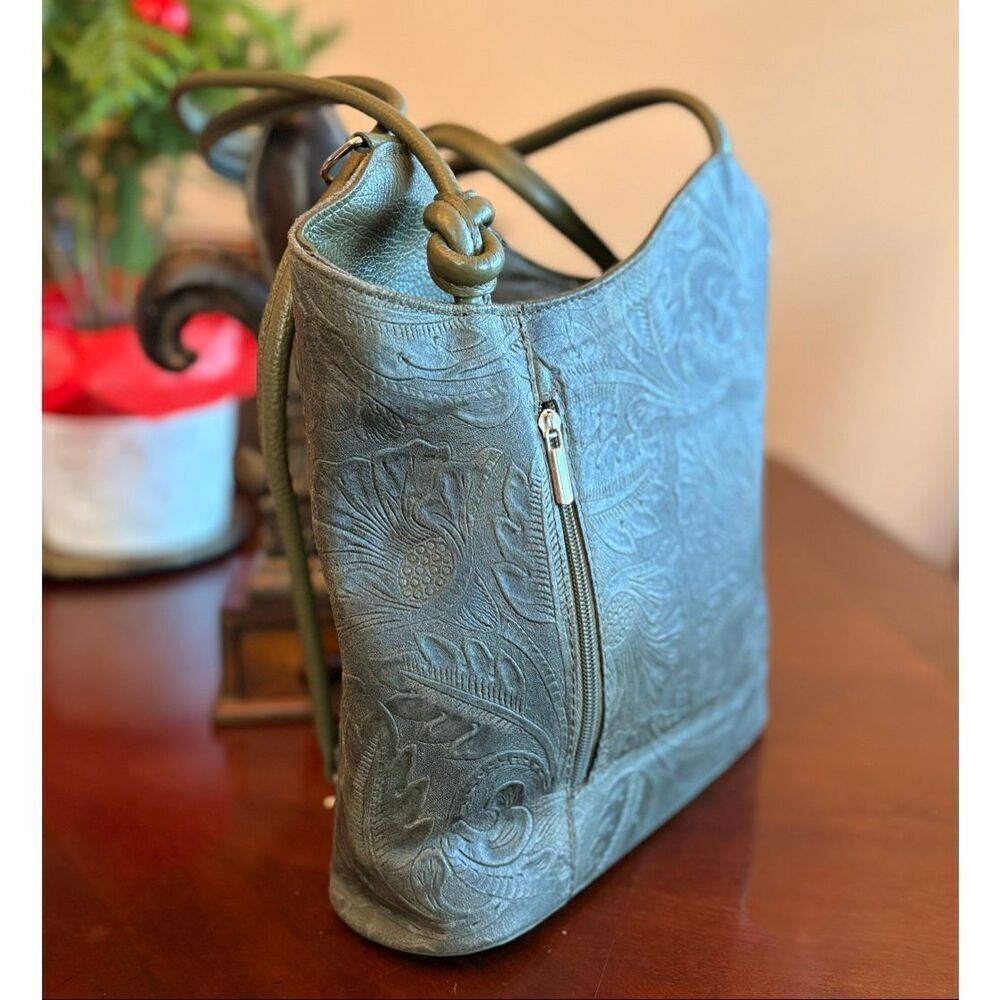 SOLO PERCHE - 🎉HP🎉NWOT "Varese" Tooled Leather Shoulder-to-Backpack/Olive Green - Picture 5 of 16